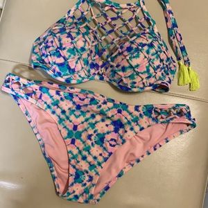 Target Bikini (Top-34C push up, Bottom LG)